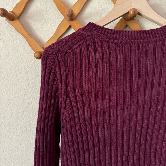 BANANA REPUBLIC | Maroon Long Sleeve Sweater NWT Size Medium - Picture 14 of 16
